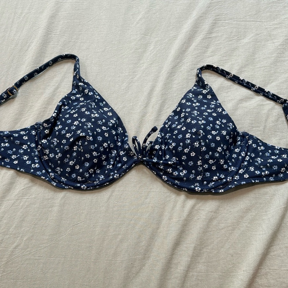 Hollister Navy Blue Ditsy Floral Cottagecore Bikini Top